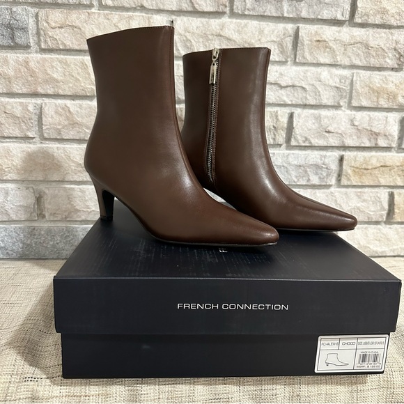 French Connection Ankle Bootie Alex Kitten Heel Size 8 Chocolate Brown NIB - Picture 4 of 7